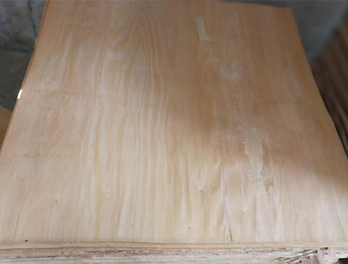金华榉木底皮0.5大板